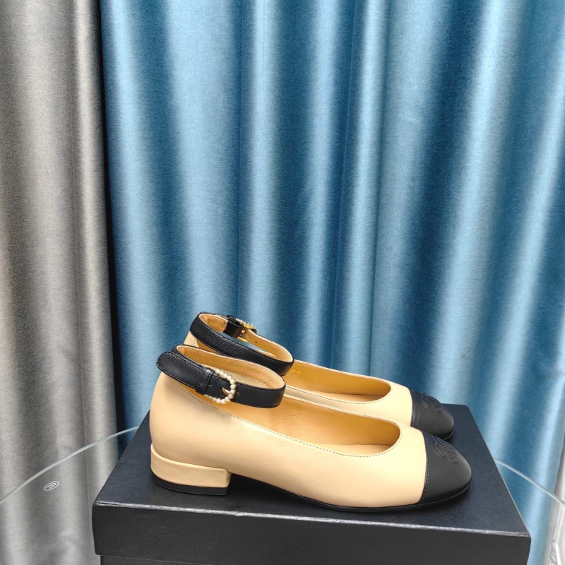 Ch*el high heels